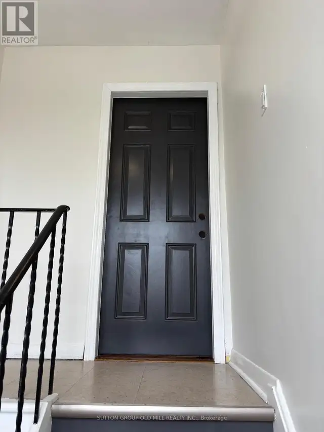 UPPER - 85A EVANS AVENUE Toronto (Mimico), Ontario in Long Term Rentals in Mississauga / Peel Region - Image 5