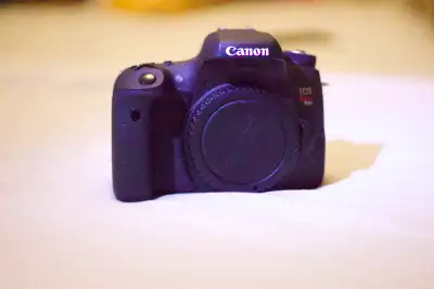 Canon DSLR camera, View more