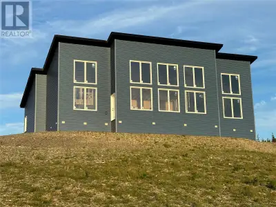 OCEANFRONT DREAM HOME !! Located just off 387 Westside Rd in Greens Harbor ... This AMAZING HOME fea...