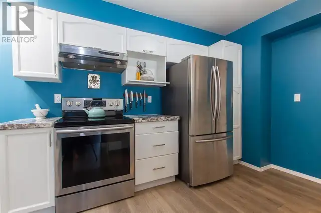 304 1466 PEMBERTON AVENUE Squamish, British Columbia in Condos for Sale in Sunshine Coast - Image 17