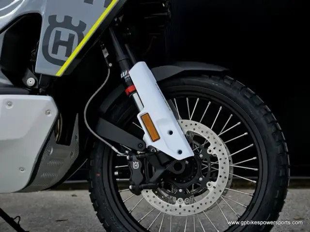 2025 Husqvarna Norden 901 in Dirt Bikes & Motocross in Oshawa / Durham Region - Image 12