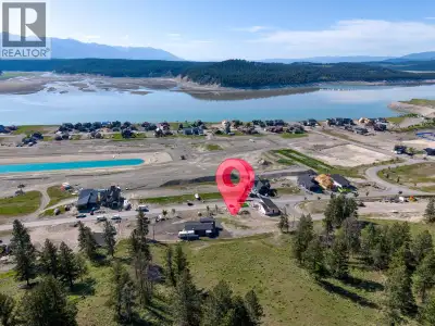 An affordable building lot in Koocanusa Village on the west shores on Lake Koocanusa. Beaches, Marin...