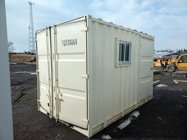 Prefab Houses & Mobile Offices at Auction in Storage Containers in Hamilton - Image 4