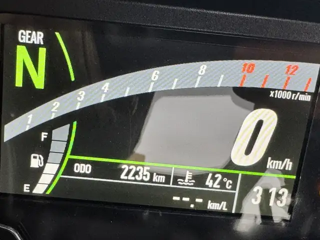 2020 Kawasaki Ninja 650 ABS **ONLY 2,000 KM** in Sport Bikes in Markham / York Region - Image 16