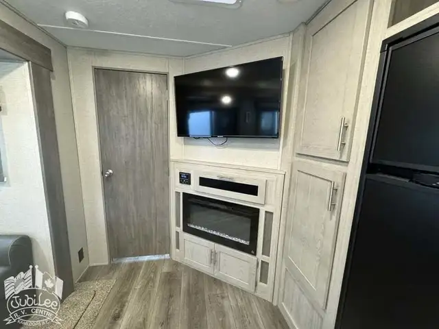 2022 ,Catalina,Coachmen RV 263BHSK in Travel Trailers & Campers in Kamloops - Image 12