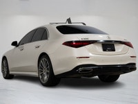 This is a local Ontario vehicle with a clean Carfax report, representing the pinnacle of Mercedes-Be... (image 4)