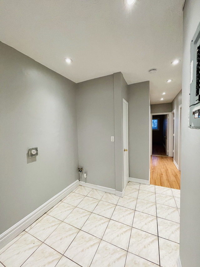 Newly Renovated Large 3/4 Bedroom Apartment For Rent - Eglinton  in Long Term Rentals in City of Toronto - Image 3