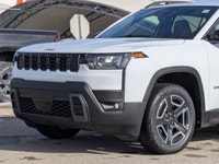 This Jeep Cherokee has a durable Intercooled Turbo Gas/Electric I-4 1.6 L/98 engine powering this Va... (image 8)