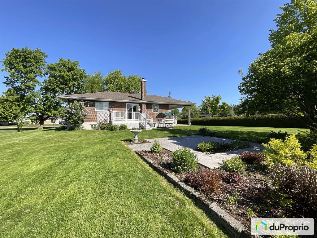 $349,000 - Bungalow for sale in St-Bernard — photo 3
