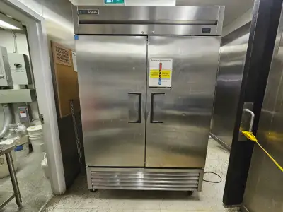 Restaurant Kitchen Equipment: 1 True T-Series Double Full Door Reach-In Freezer, 55" - T-49F-HC SIUS...
