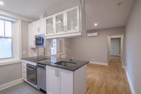 Renovated Akelius two bedroom apartment for rent. Located near Mount-Stephen in the Westmount neighb... (image 8)