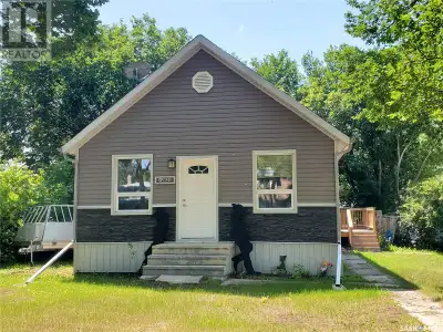 Looking for the perfect home? This well maintained 3 bedroom, 1 bathroom gem is packed with charm, c...