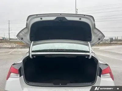 2022 Hyundai Elantra Essential Fwd | Cloth | Heated Seats, View more
