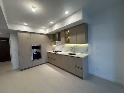 170X 13768 100 AVENUE Surrey, British Columbia