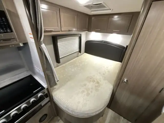 2023 Adventurer LP Class C Adventurer 24DS in RVs & Motorhomes in Edmonton - Image 35