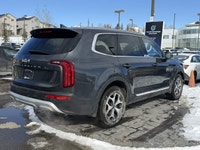 Crowfoot Hyundai, AMVIC Licensed Dealer Mileage: 113,148 km History: No accidents, One Owner Discove... (image 5)
