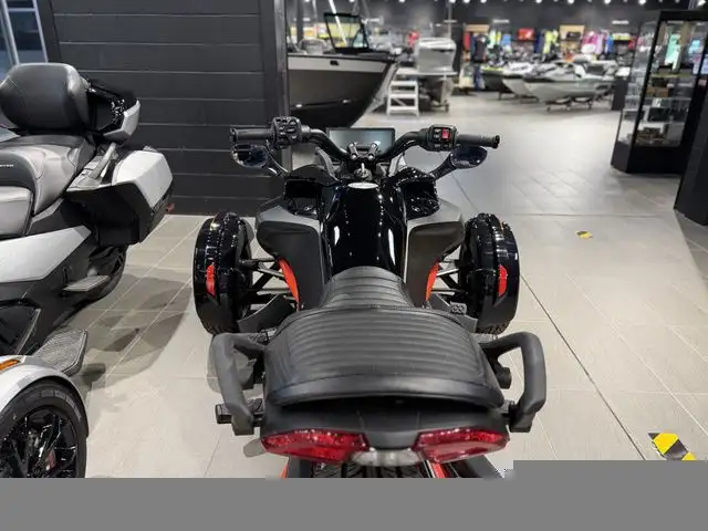 2024 Can-Am Spyder F3 S in Sport Bikes in Norfolk County - Image 6
