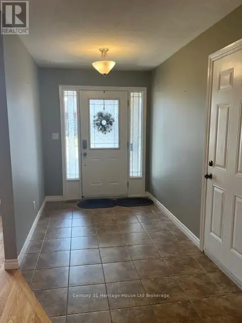 15 LANDON AVENUE Norfolk (Simcoe), Ontario62863321617410124