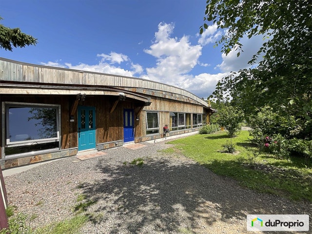 $999,999 - Country home for sale in St-Felicien — photo 3