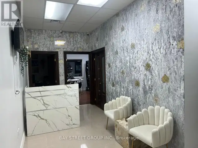 9 - 636 EDWARD AVENUE Richmond Hill (Crosby), Ontario63008308220161123