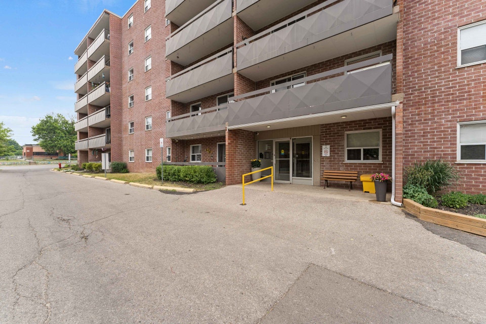 Parkview Heights Apartments - 2 Bedroom Apartment for Rent - Bra 4