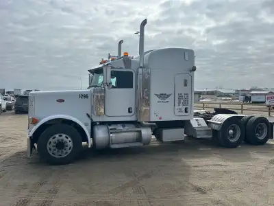 Asking Price: $48,000.00 Make: Peterbilt Model: 379 Year: 2007 Odometer: 1,455,000 kms Exterior: Whi...