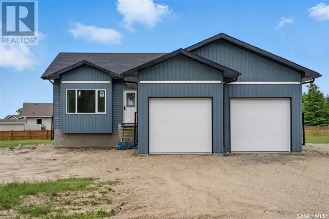 210 2nd AVENUE S Waldheim, Saskatchewan628657180680971224