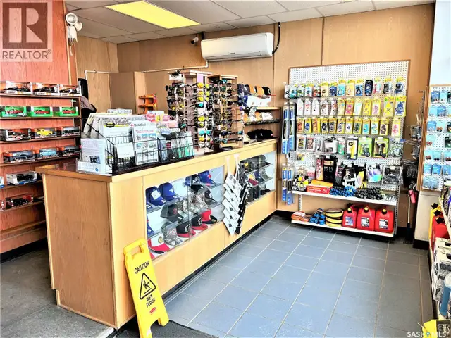 6 Highway Watson, Saskatchewan in Commercial & Office Space for Sale in Saskatoon - Image 6