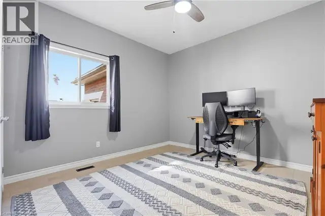51 AUTUMN RIDGE Trail Kitchener, Ontario in Houses for Sale in Kitchener / Waterloo - Image 26