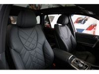 Sunroof, Heated Seats, Power Liftgate, Navigation, Heated Steering Wheel, Blind Spot Detection, Lane... (image 9)