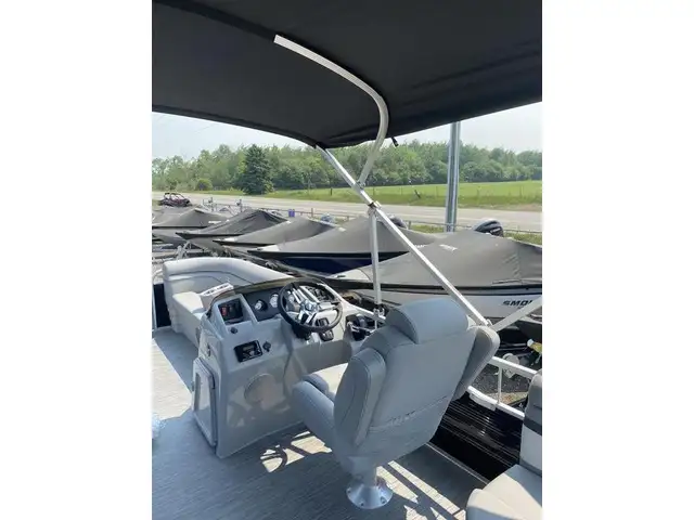 2023 Bennington Marine 20 SVSR in Powerboats & Motorboats in Guelph - Image 24