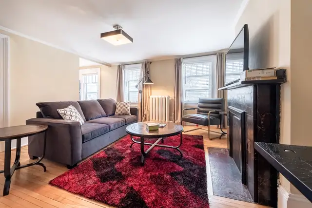 ALL UTILITIES INCLUDED ONE BEDROOM STEPS FROM SPRING GARDEN ROAD in Long Term Rentals in City of Halifax - Image 3