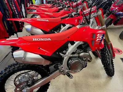 2026 Honda CRF450R Fresh off the truck!! IN STOCK NOW! Honda $750 REBATE plus $1000 Honda Red Rider...