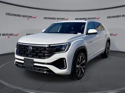 // ACCIDENT FREE!! // Meet the 2024 Volkswagen Atlas Cross Sport Execline 4MOTION, a premium midsize...