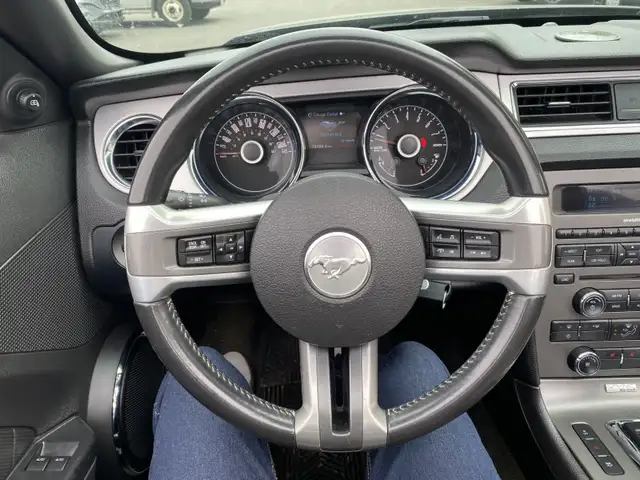 2014 Ford Mustang V6 Premium in Cars & Trucks in Cornwall - Image 19