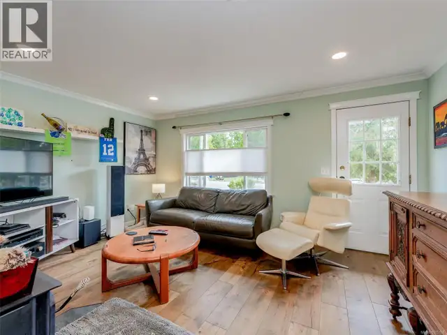 2818 Carlow Rd Langford, British Columbia in Houses for Sale in Victoria - Image 5