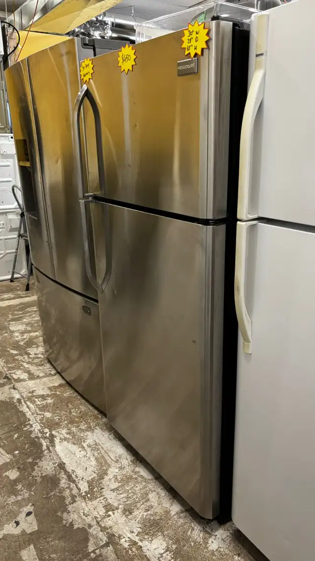 Frigidaire 30” Top Freezer Refrigerator30 Days Warranty in Refrigerators in Kitchener / Waterloo - Image 3