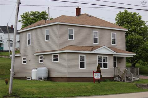 66 King Street in Houses for Sale in New Glasgow - Image 4