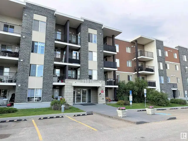 #205 11816 22 AV SW Edmonton, Alberta62866663332483123