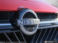 This Nissan Sentra has a strong Regular Unleaded I-4 2.0 L/122 engine powering this Variable transmi... (image 7)