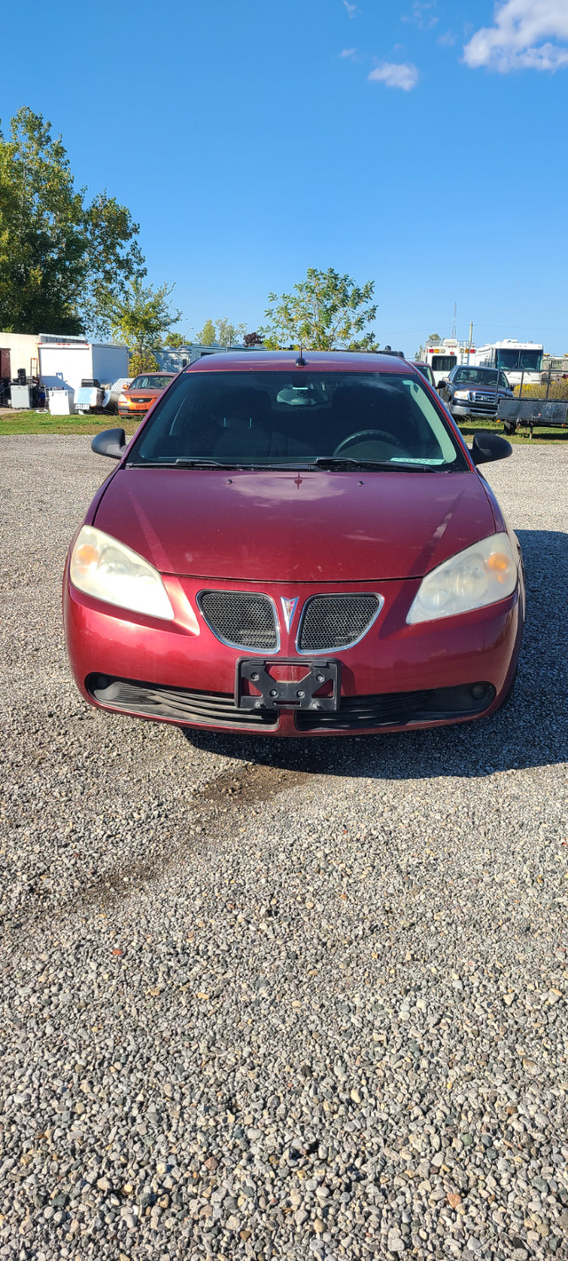 2008 Pontiac G6 SE in Cars & Trucks in London - Image 2