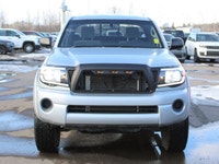 This 2008 Toyota Tacoma AWD is a reliable and durable midsize truck with no accidents and two keys i... (image 7)