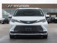 2025 Toyota Sienna XLE HEV | SUNROOF | NAVI | LEATHER The 2025 Toyota Sienna XLE HEV is a high-utili... (image 1)