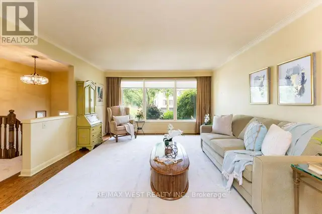 7 KEYWELL COURT Toronto (Stonegate-Queensway), Ontario62864756205058123