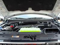 Leather Seats, Cooled Seats, Heavy-Duty Trailer Tow Package! Loads of cargo space, capable towing, a... (image 8)