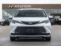 2025 Toyota Sienna XLE HEV | SUNROOF | NAVI | LEATHER The 2025 Toyota Sienna XLE HEV is a high-utili... (image 1)