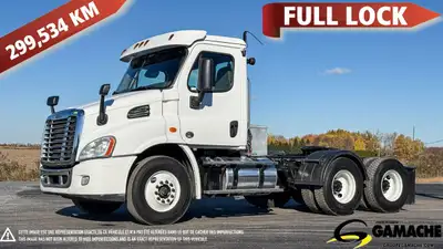 Heavy truck - # STOCK: C-36866 2017 FREIGHTLINER CASCADIA CA113DC CAMION DE VILLE 2017 FREIGHTLINER...