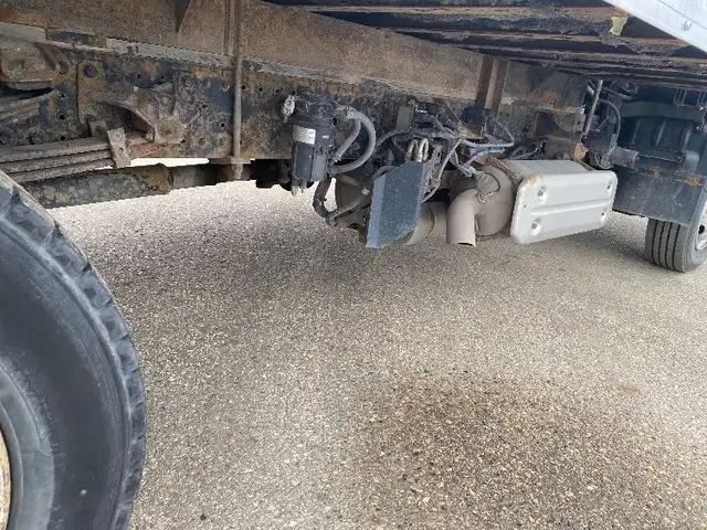 2018 Hino Truck 195 FROZEN in Heavy Trucks in Saskatoon - Image 15