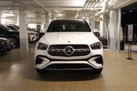 This Mercedes-Benz GLE 350 has a dependable Intercooled Turbo Gas/Electric I-4 2.0 L/121 engine powe... (image 2)