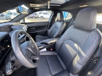 The Lexus UX 250h is built for drivers who want premium efficiency without giving up comfort or styl... (image 8)